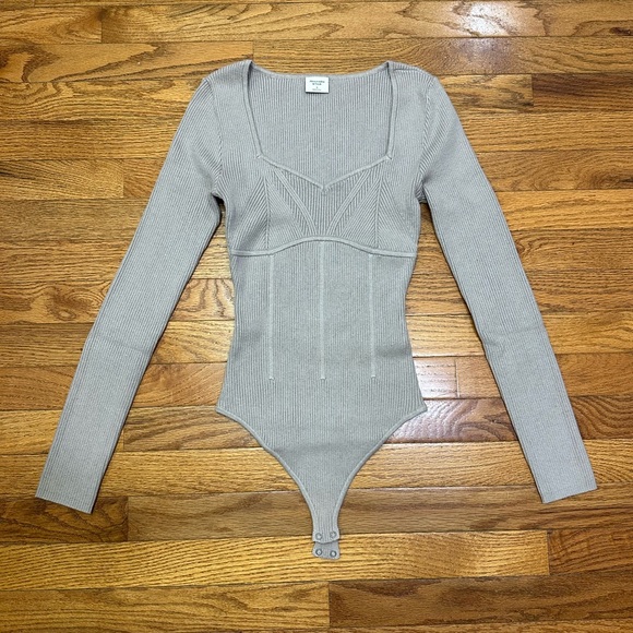 Abercrombie Long Sleeve Sweater Bodysuit - Picture 1 of 4
